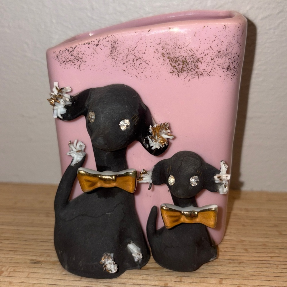 Vintage MId-Century Pink Ceramic/ Black Poodle Hanging Wall Pocket - Picture 7 of 7